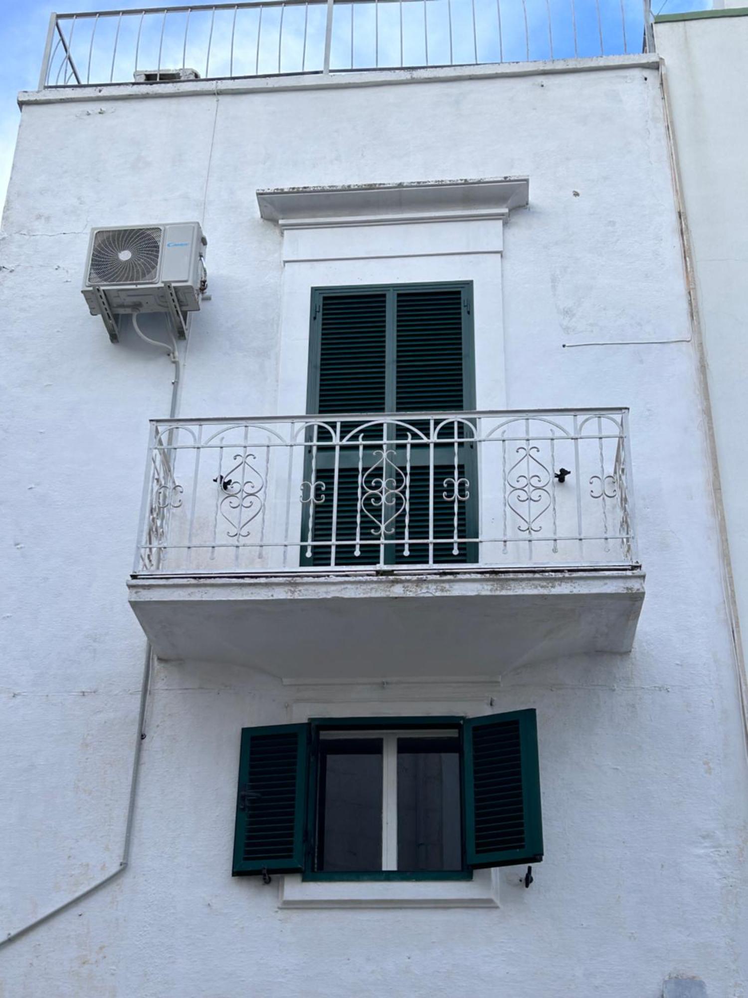 オストゥーニ Casa Della Nonnaヴィラ エクステリア 写真