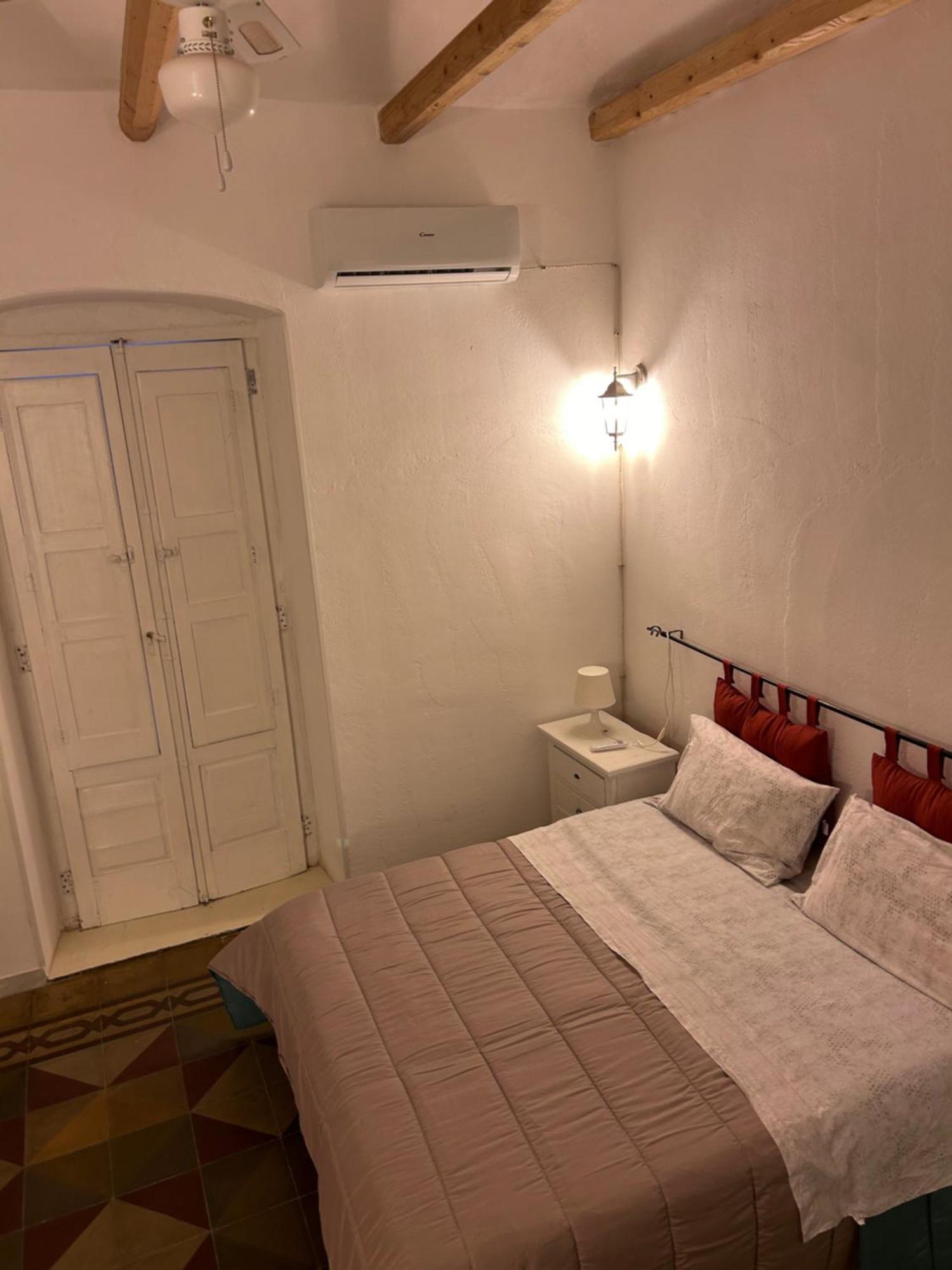 オストゥーニ Casa Della Nonnaヴィラ エクステリア 写真